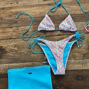 Triangl- Terry bikini. Top M bottom L- comes with neoprene bikini bag